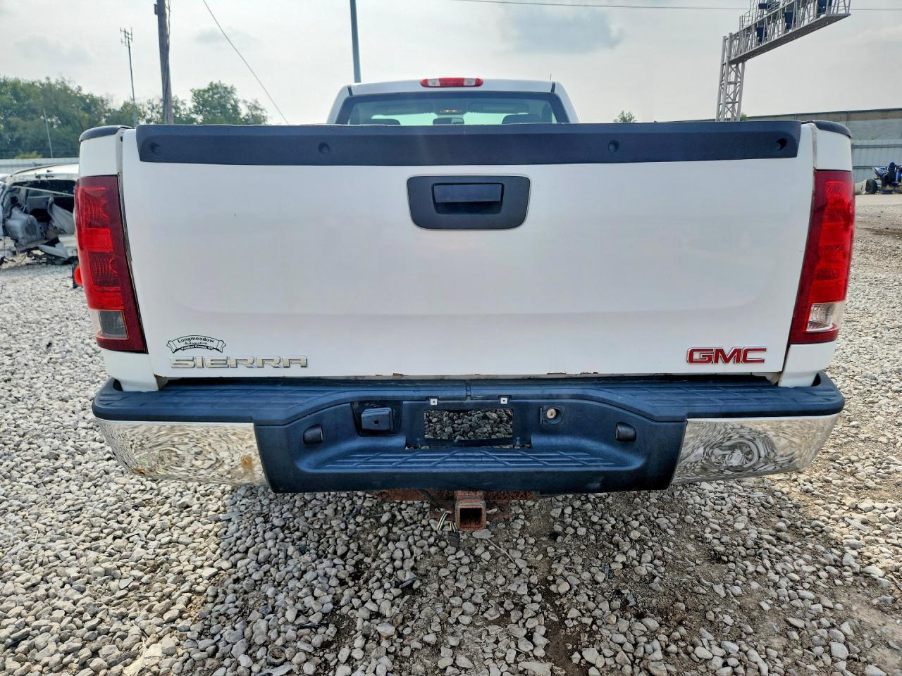 2009 GMC Sierra C1500 - Image 6