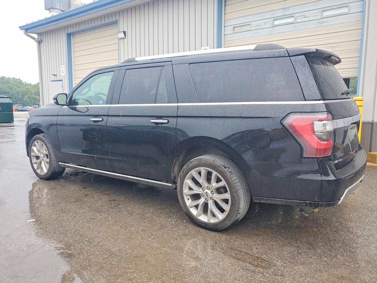 2018 Ford Expedition Max Limited - Image 2