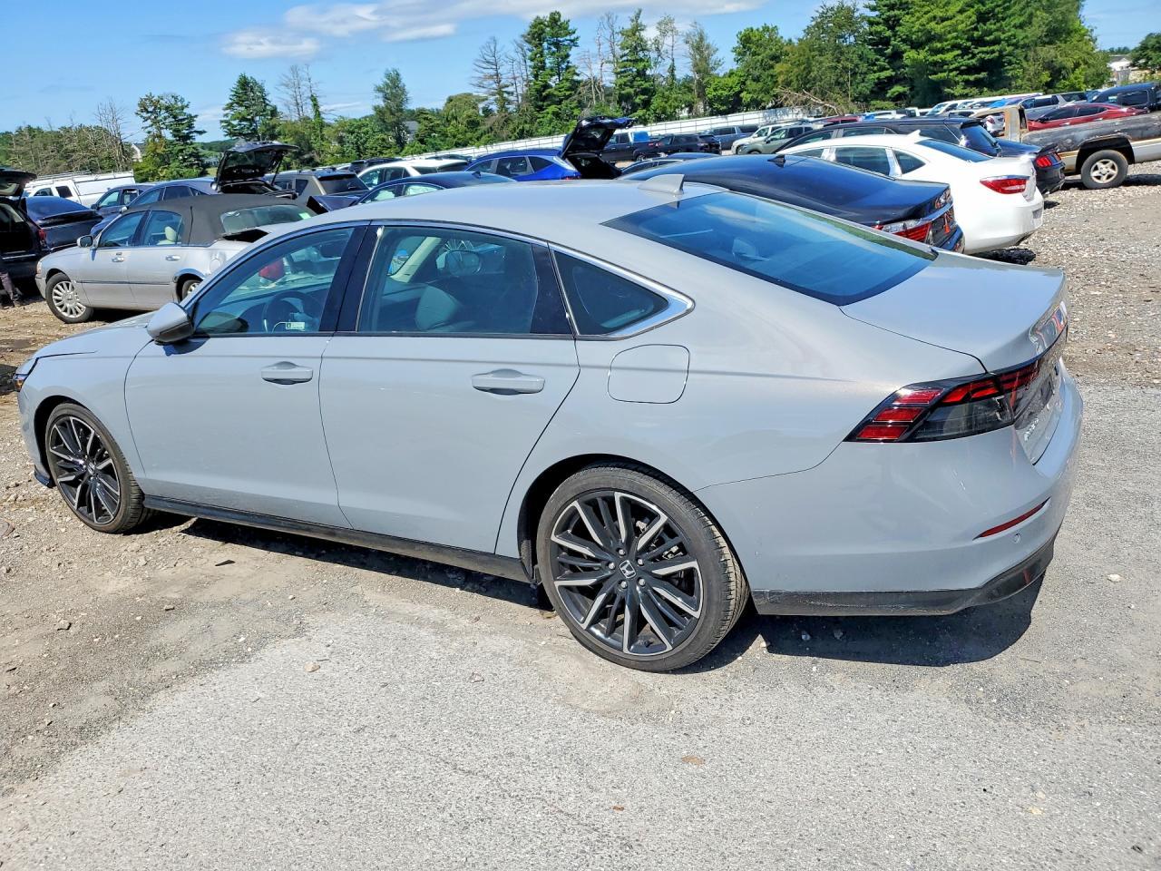 2023 Honda Accord Touring Hybrid - Фото 2