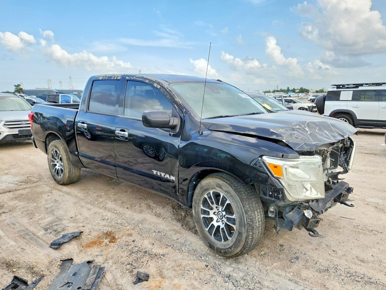 2021 Nissan Titan Sv - Фото 4
