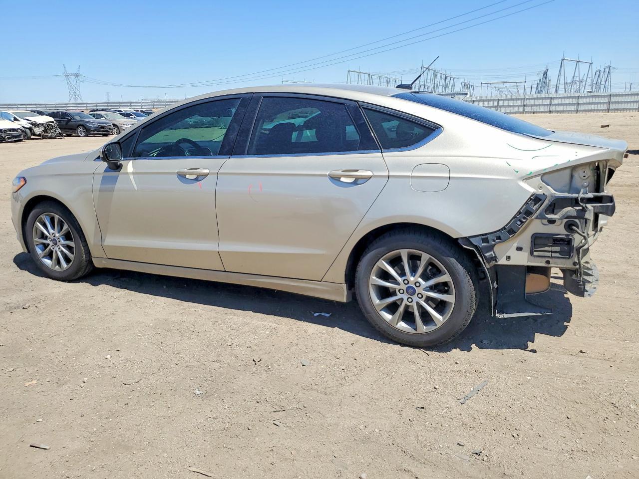 2017 Ford Fusion Se - Фото 2