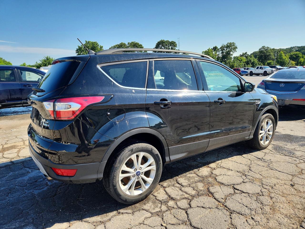 2018 Ford Escape Se - Фото 3
