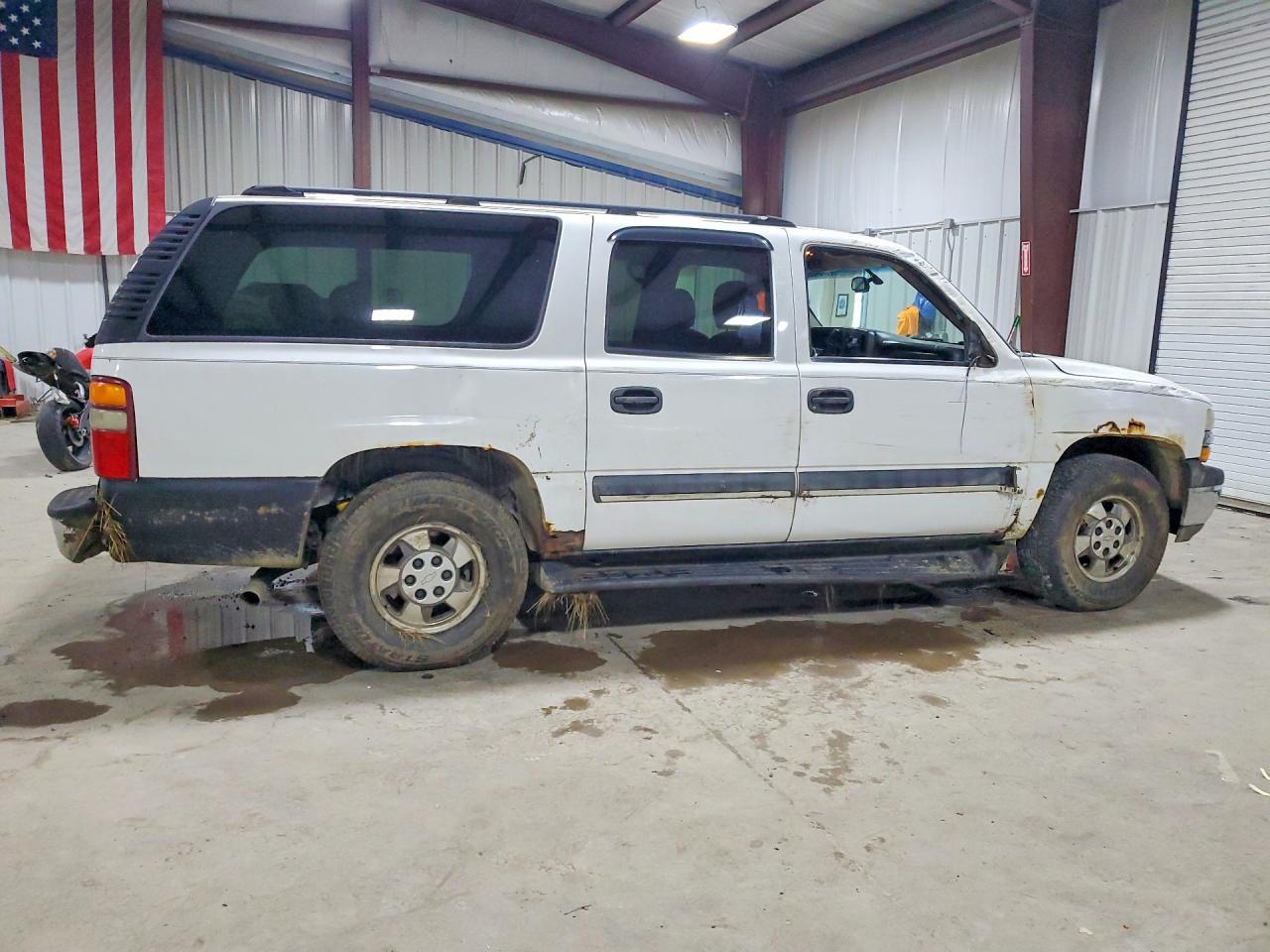 2003 Chevrolet Suburban K1500 - Фото 3