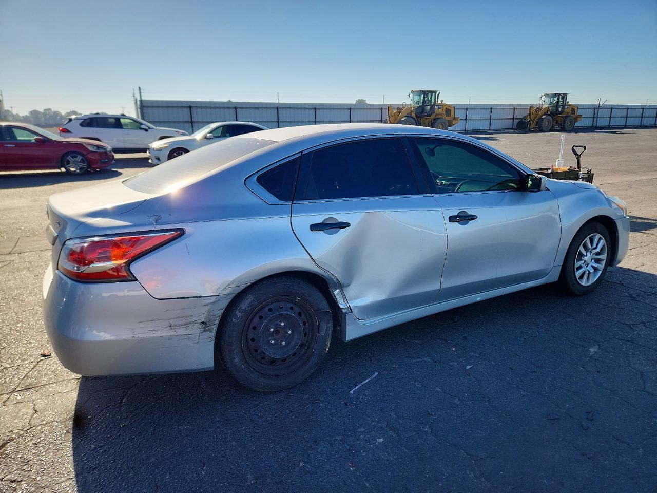2015 Nissan Altima 2.5 S - Image 3