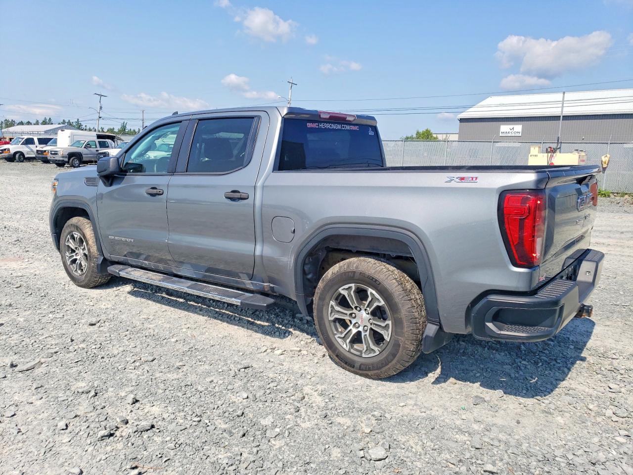2020 GMC Sierra K1500 - Фото 2