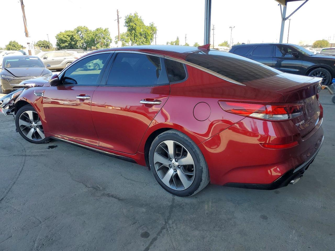 2019 Kia Optima S - Фото 2