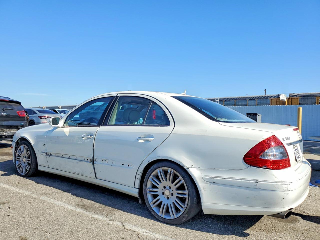 2008 Mercedes-Benz E 350 - Image 2