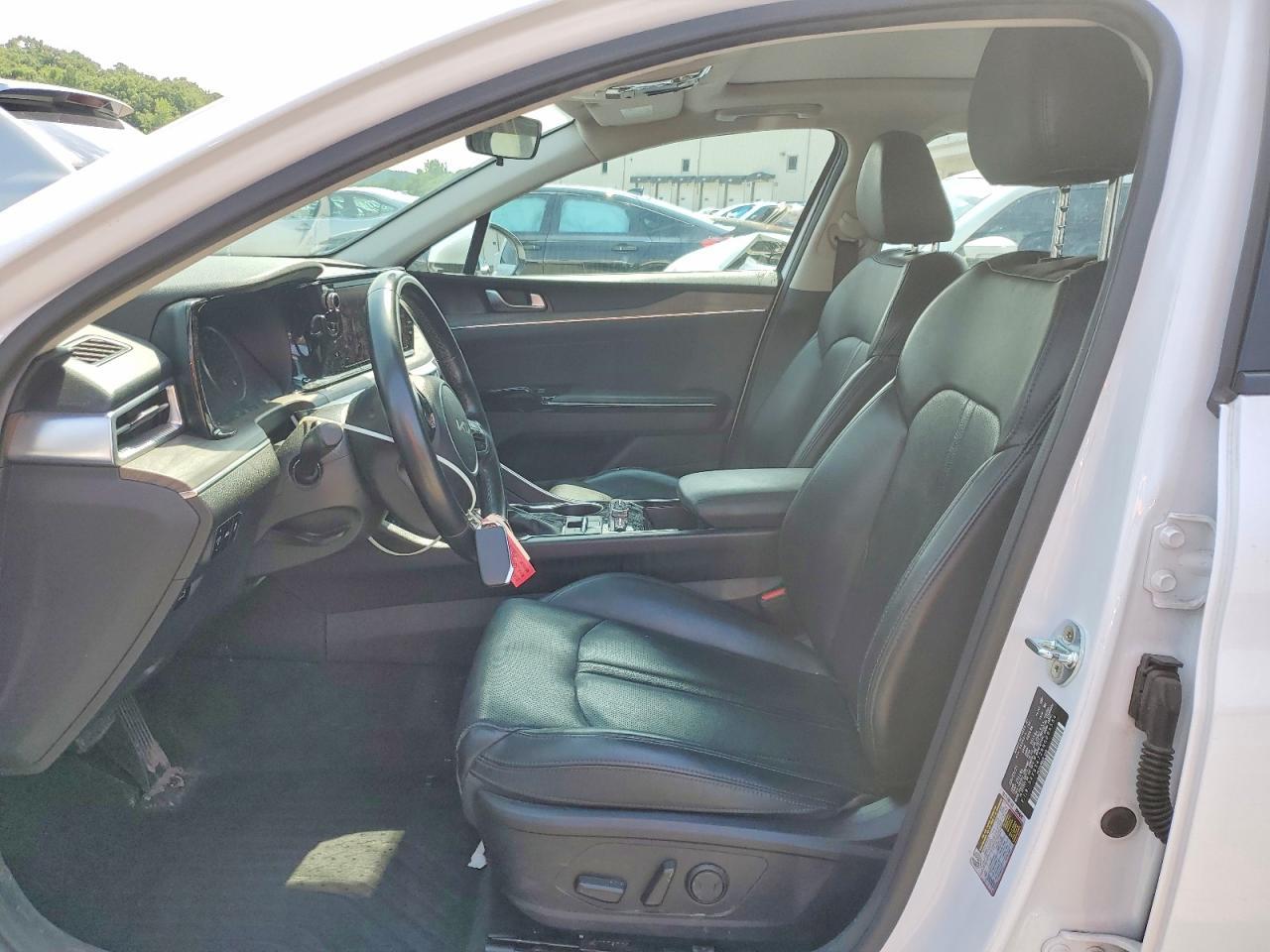 2022 Kia K5 Ex - Image 7
