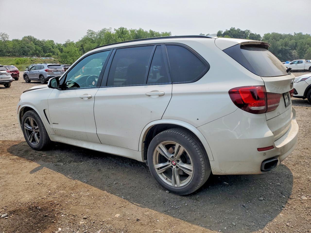 2015 BMW X5 xDrive50I - Фото 2