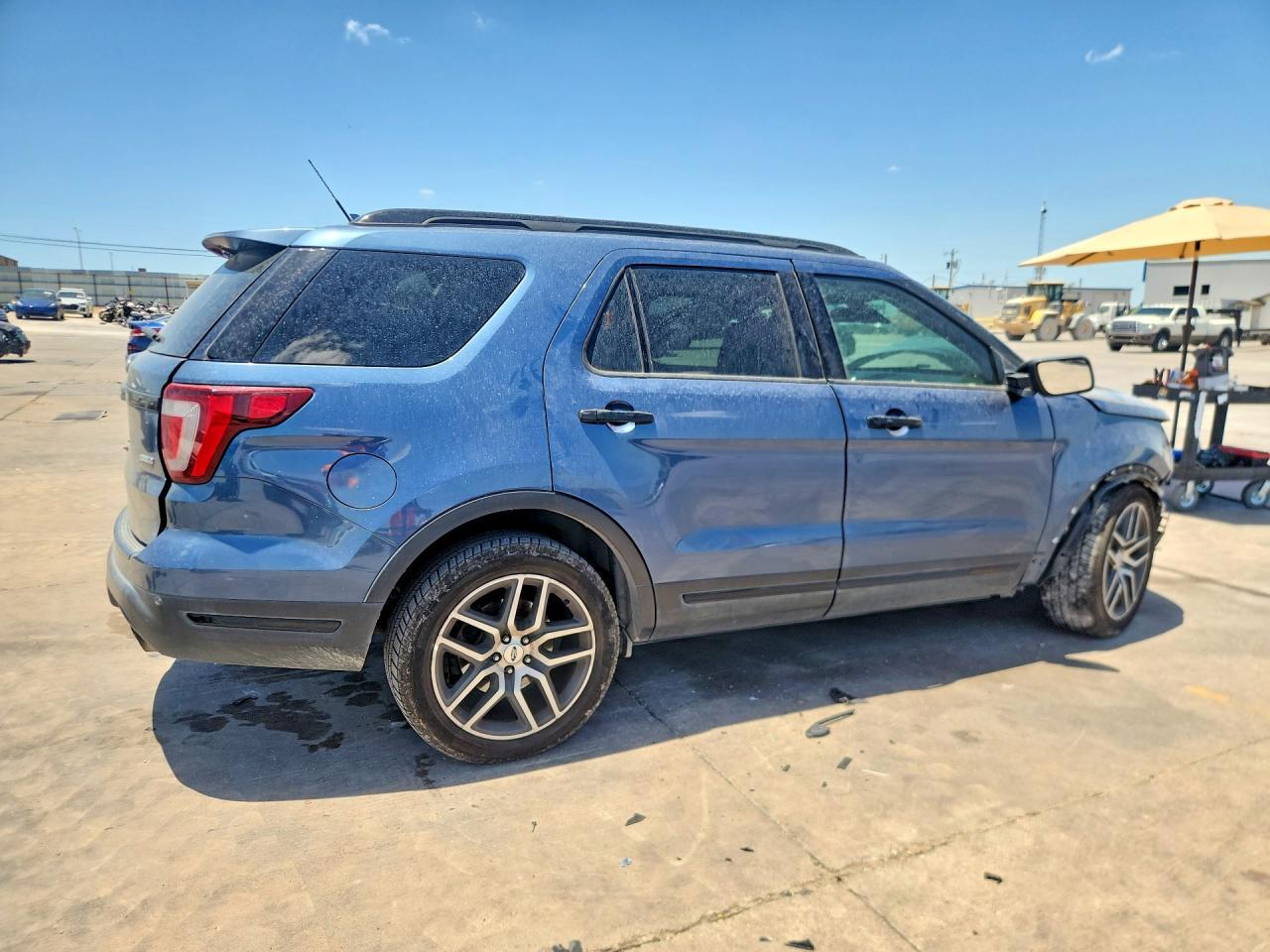 2018 Ford Explorer Sport - Image 3