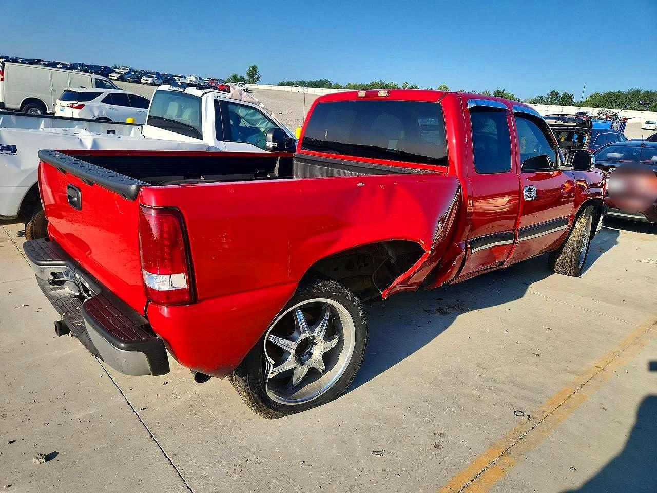 2003 Chevrolet Silverado C1500 - Фото 3