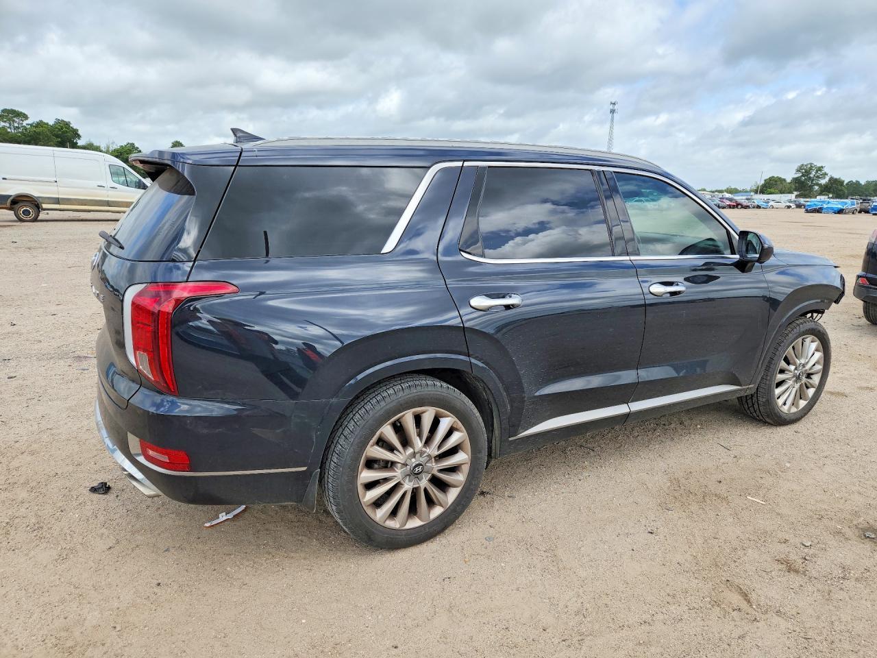 2020 Hyundai Palisade Limited - Image 3