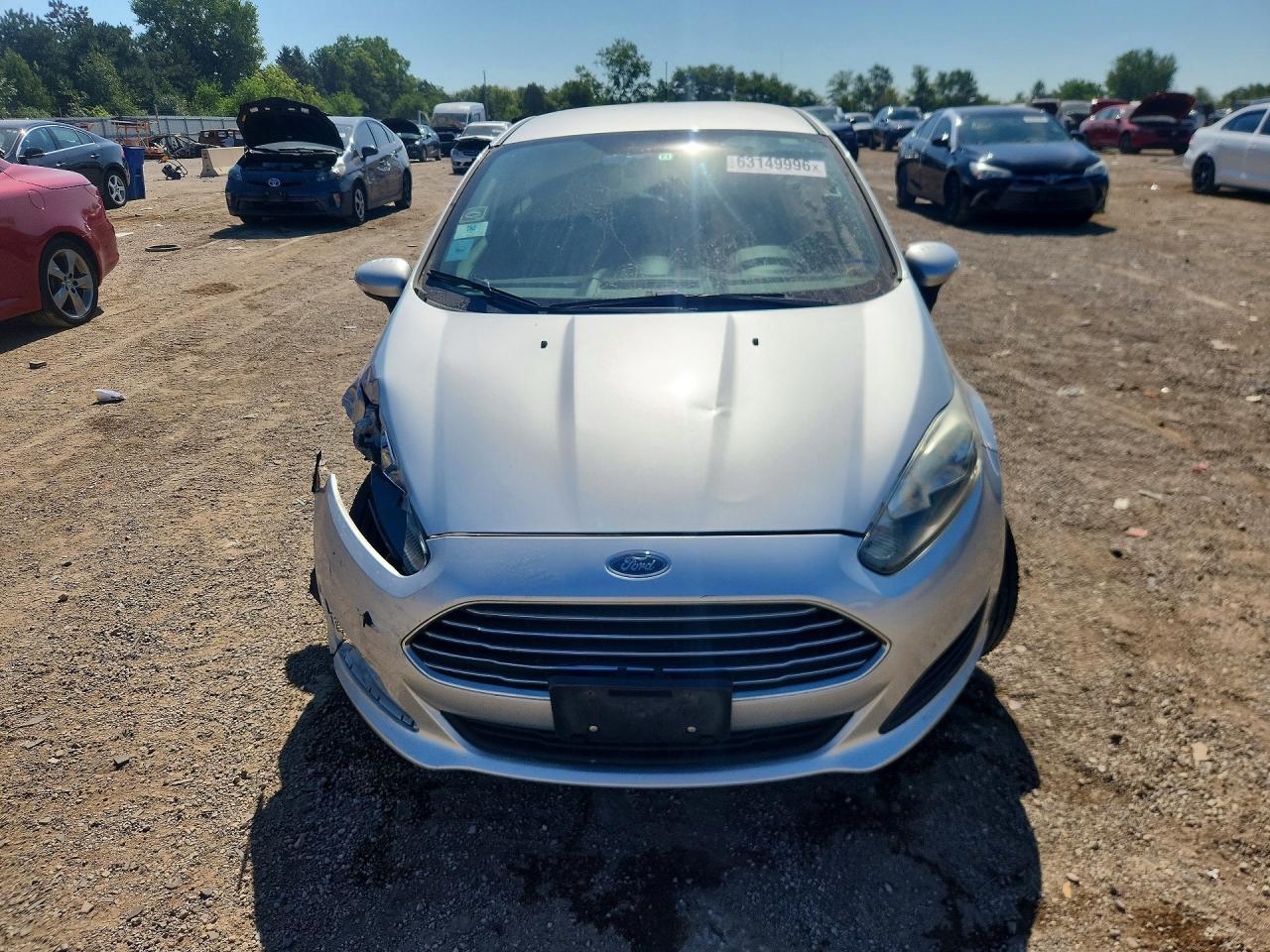 2016 Ford Fiesta Se - Фото 5