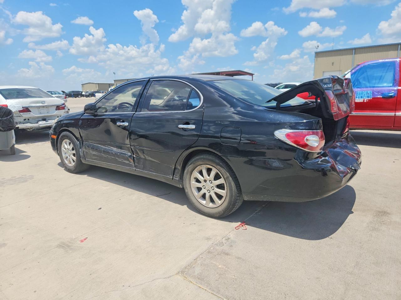 2004 Lexus Es 330 - Image 2