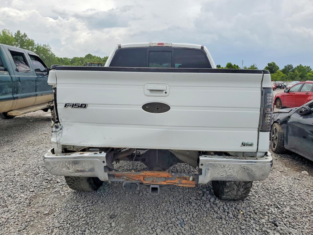 2010 Ford F150 Supercrew - Image 6