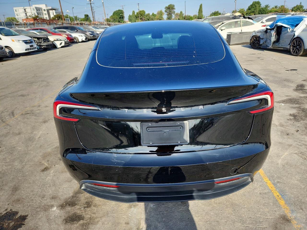 2025 Tesla Model 3 - Image 6