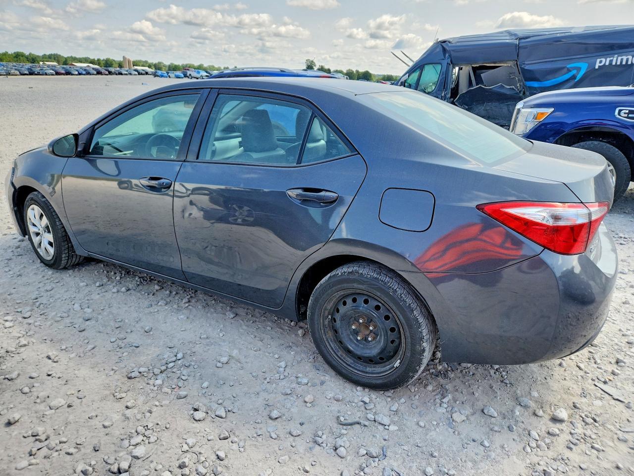 2014 Toyota Corolla Le - Image 2