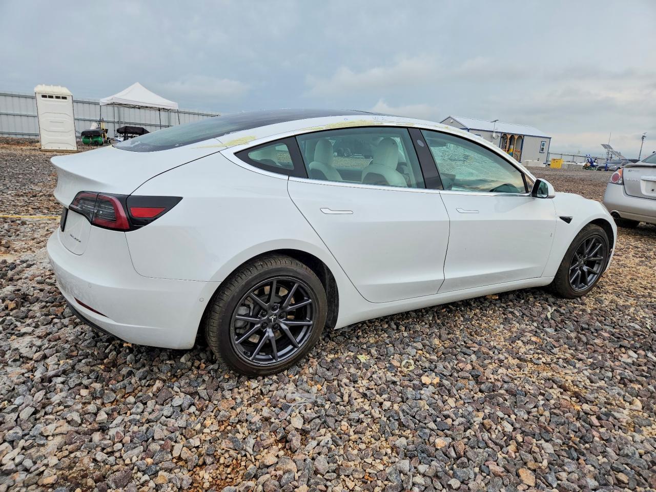 2020 Tesla Model 3 - Фото 3