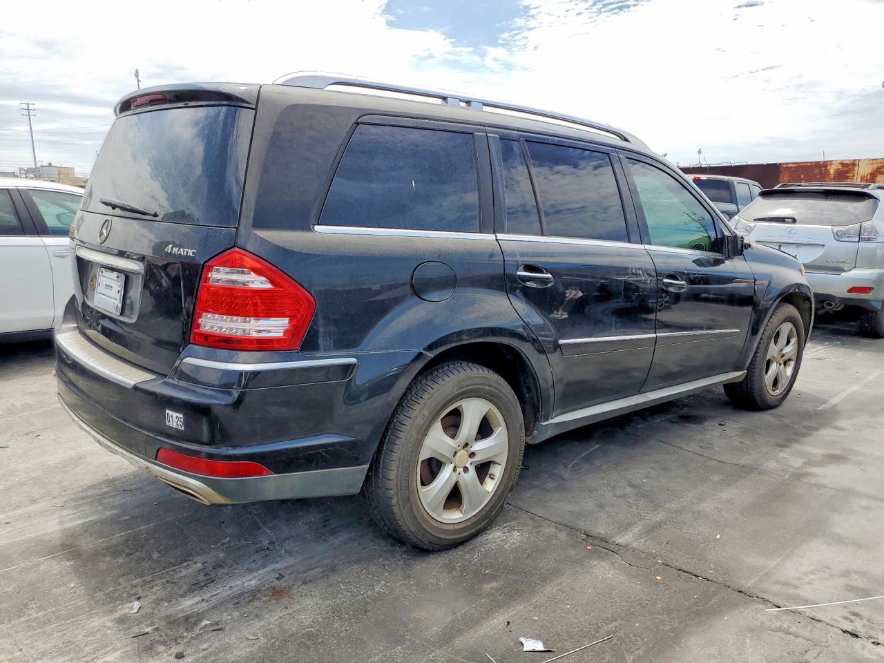 2010 Mercedes-Benz Gl 450 4Matic - Image 3