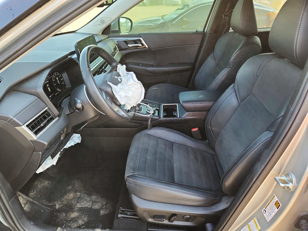 2024 Mitsubishi Outlander Se - Image 7