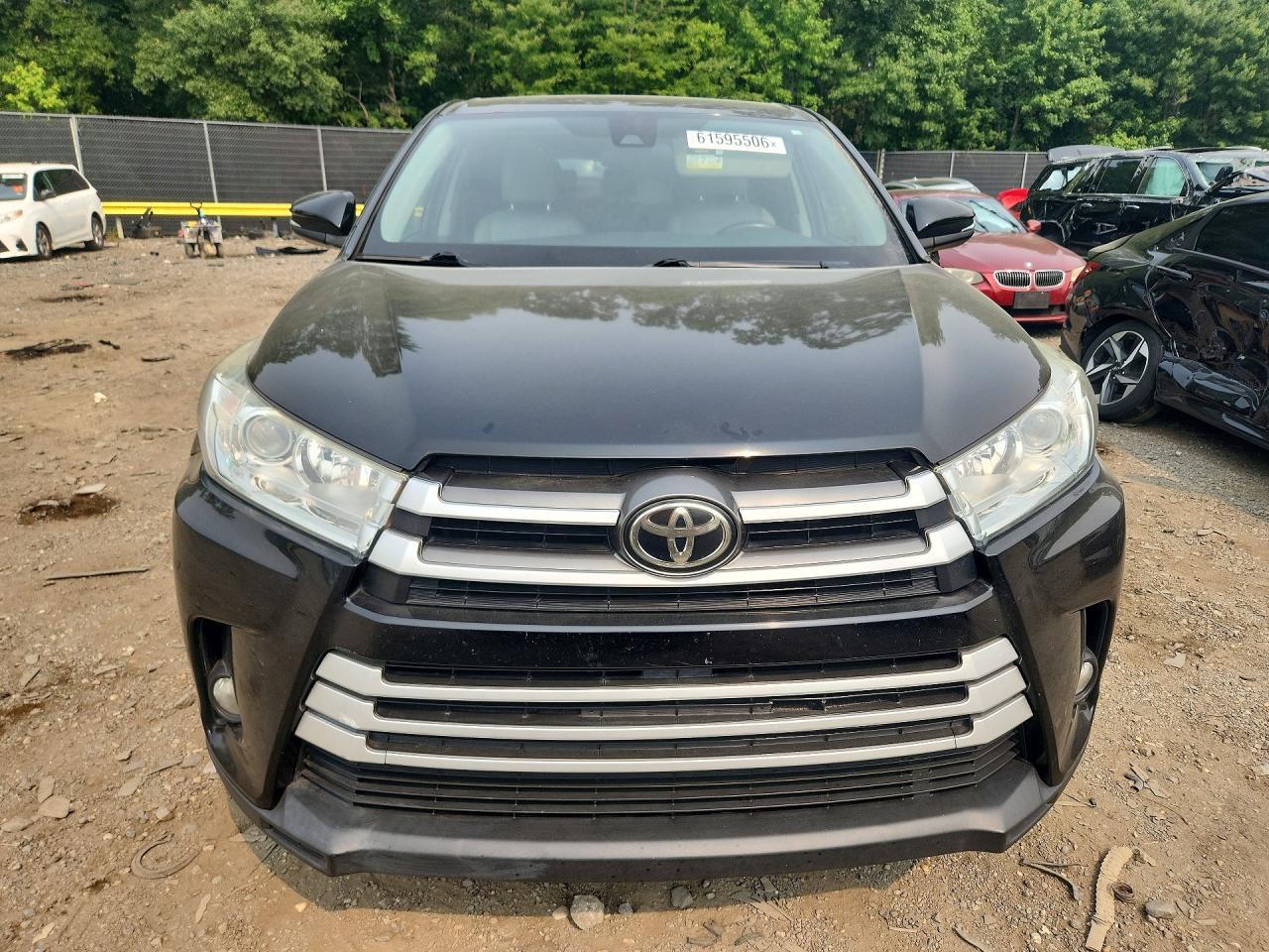2019 Toyota Highlander Le Plus - Фото 5