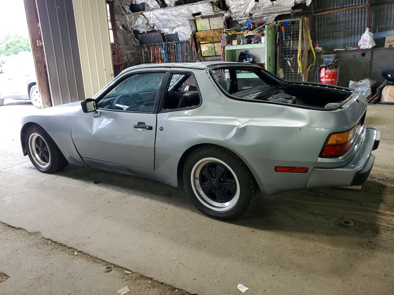 1983 Porsche 944 - Image 2