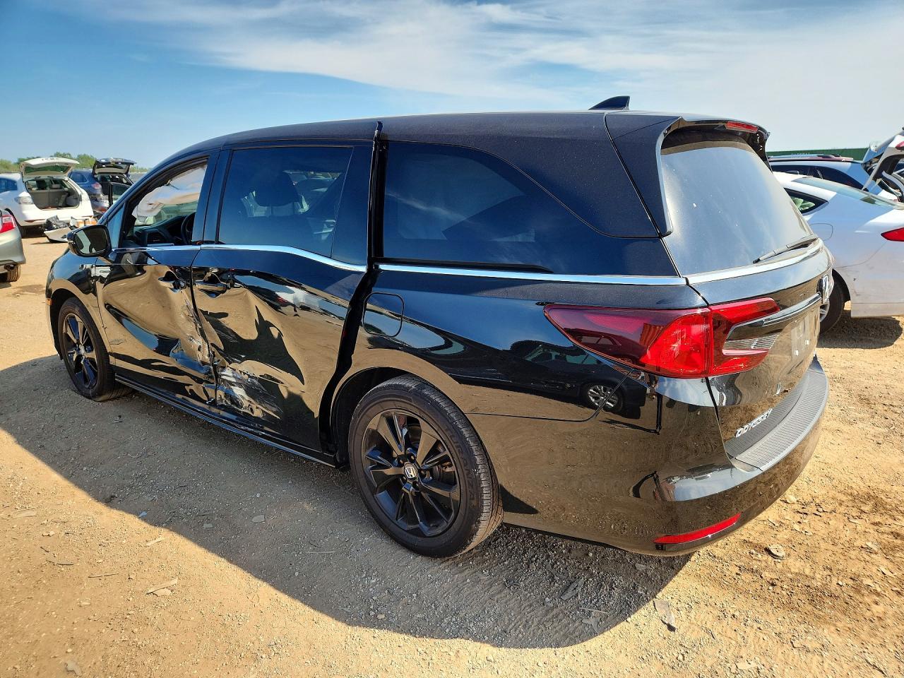 2024 Honda Odyssey Sport - Image 2