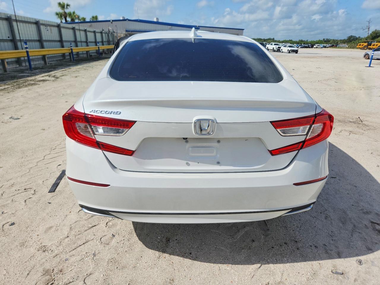 2020 Honda Accord Ex - Фото 6