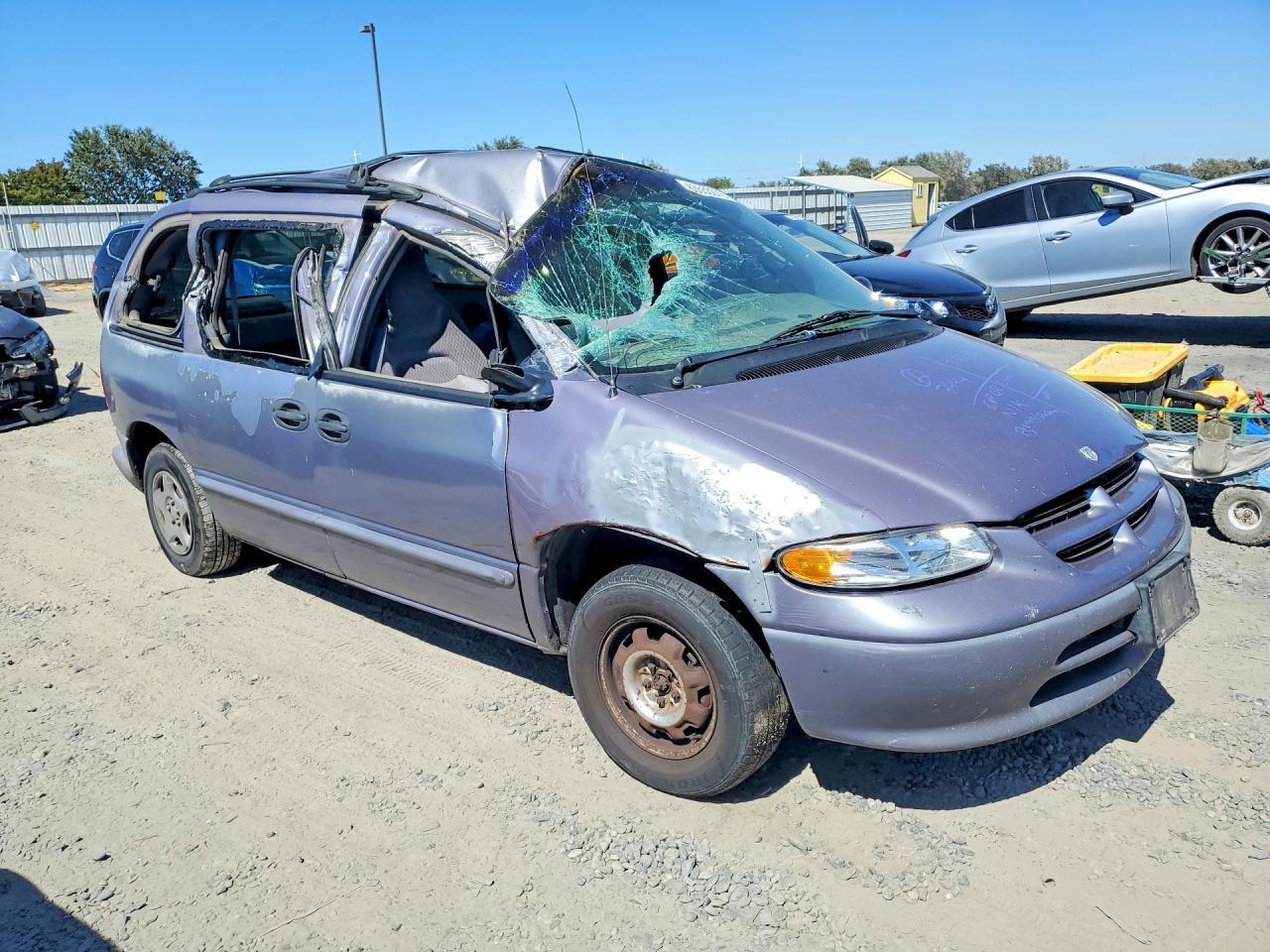 1998 Dodge Caravan - Image 4