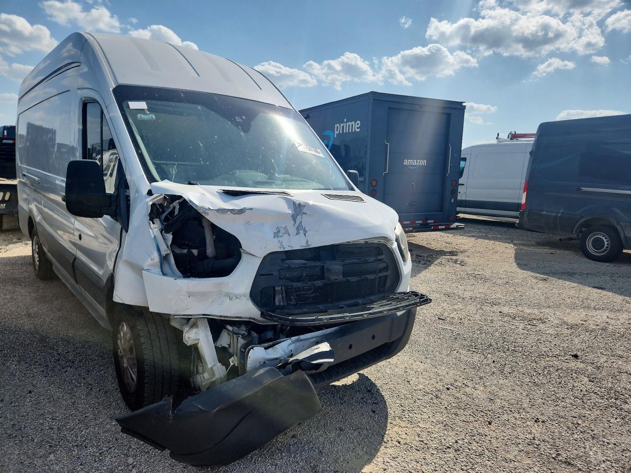 2018 Ford Transit 250 Delivery Van - Image 4
