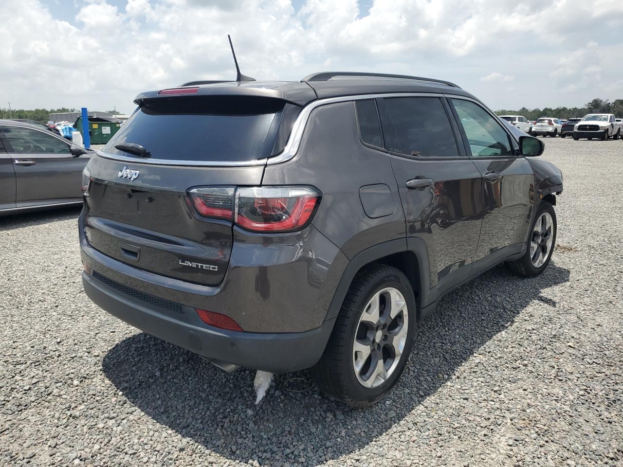 2018 Jeep Compass Limited - Image 3