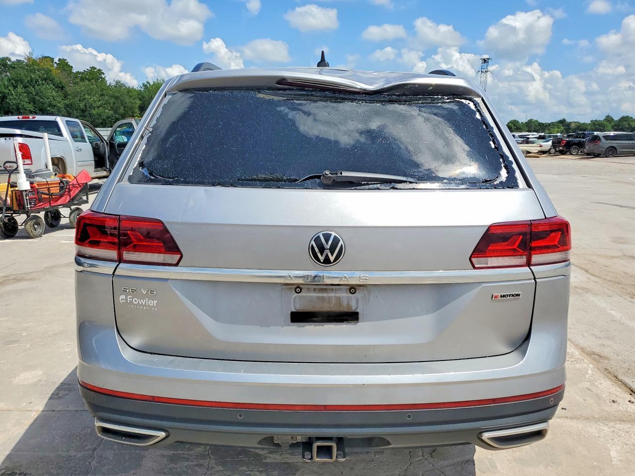 2022 Volkswagen Atlas Se - Фото 6