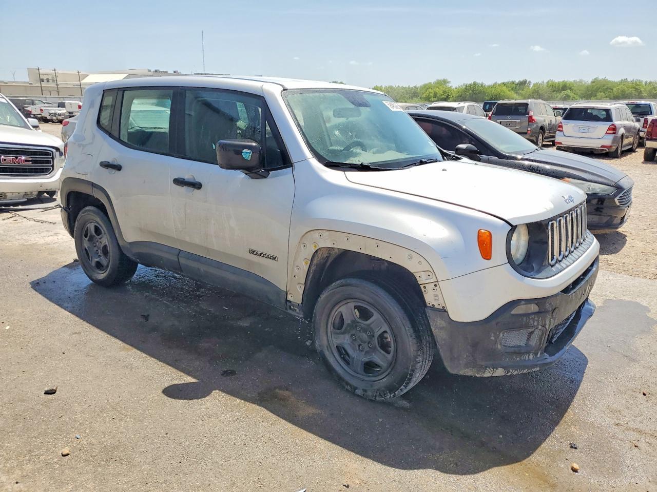 2015 Jeep Renegade Sport - Image 4