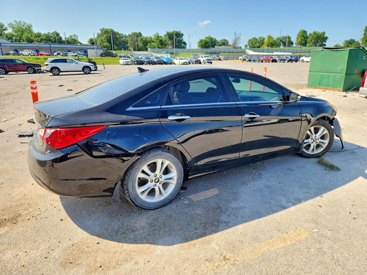 2011 Hyundai Sonata Limited - Image 3