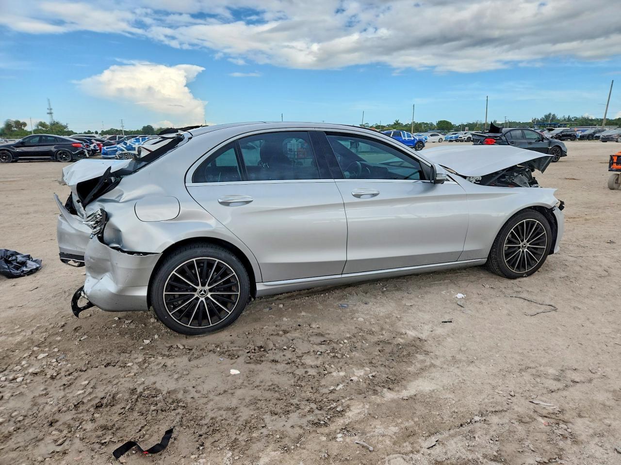 2021 Mercedes-Benz C 300 - Image 3
