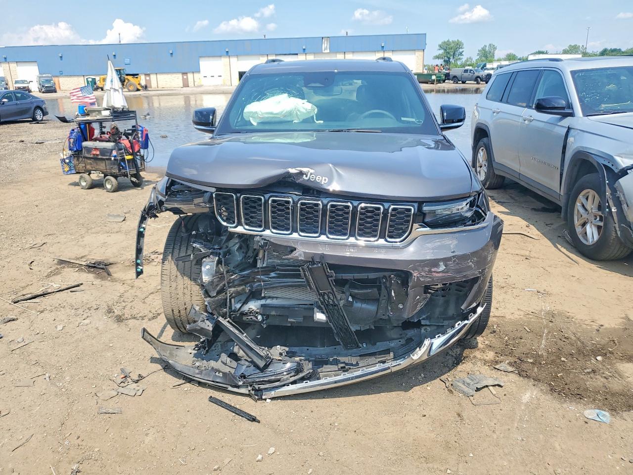 2024 Jeep Grand Cherokee L Limited - Фото 5