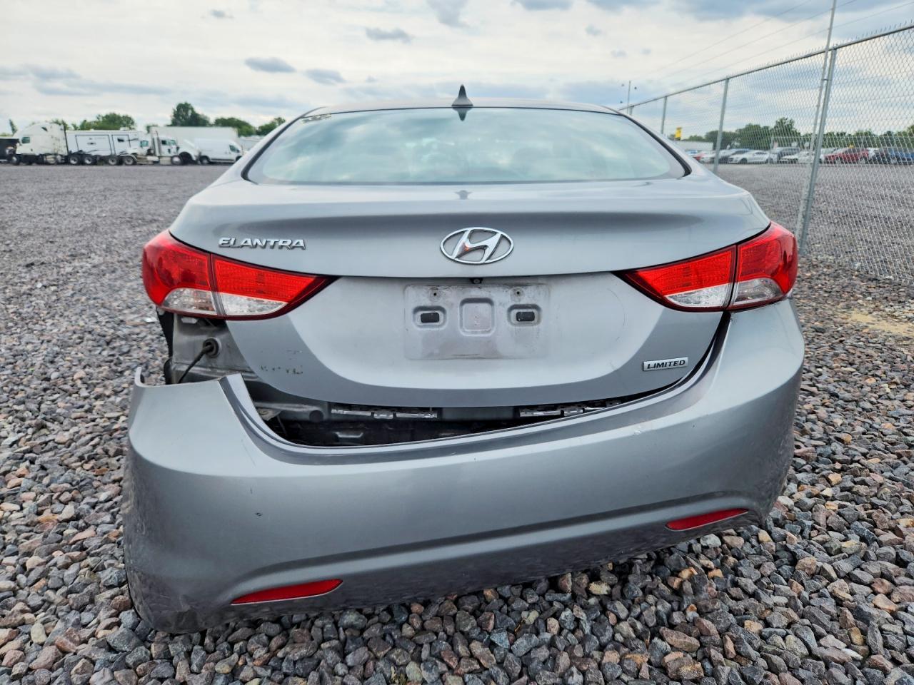 2013 Hyundai Elantra Limited - Фото 6