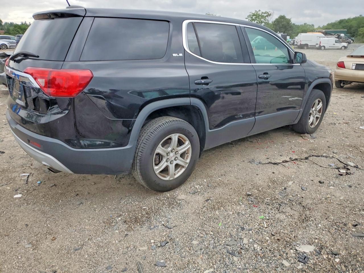 2017 GMC Acadia Sle - Image 3