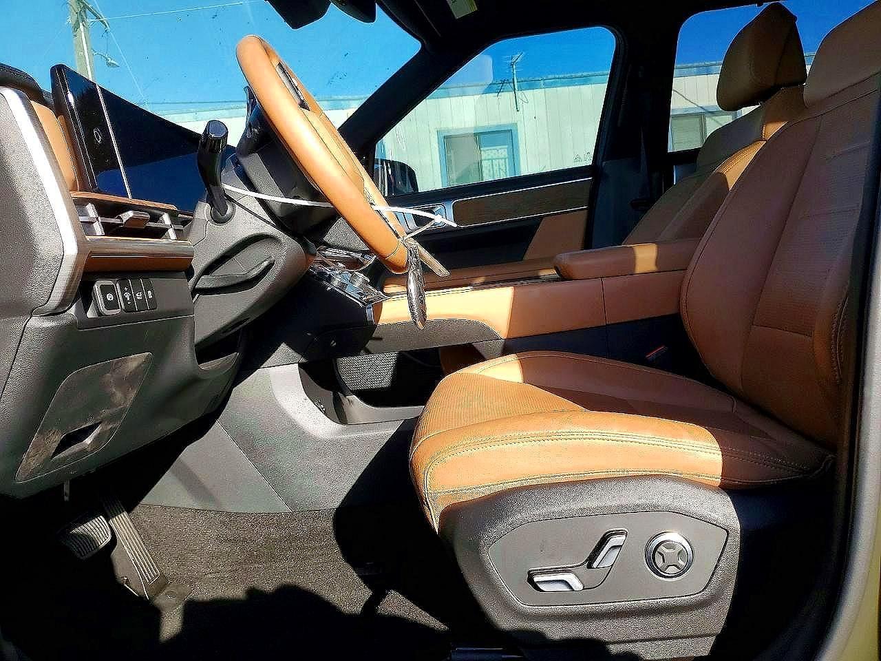 2025 Hyundai Santa Fe Limited - Фото 7