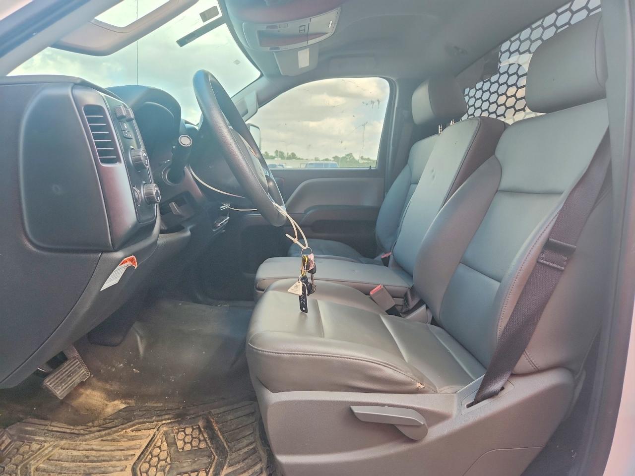 2023 Chevrolet Silverado Medium Duty - Image 7