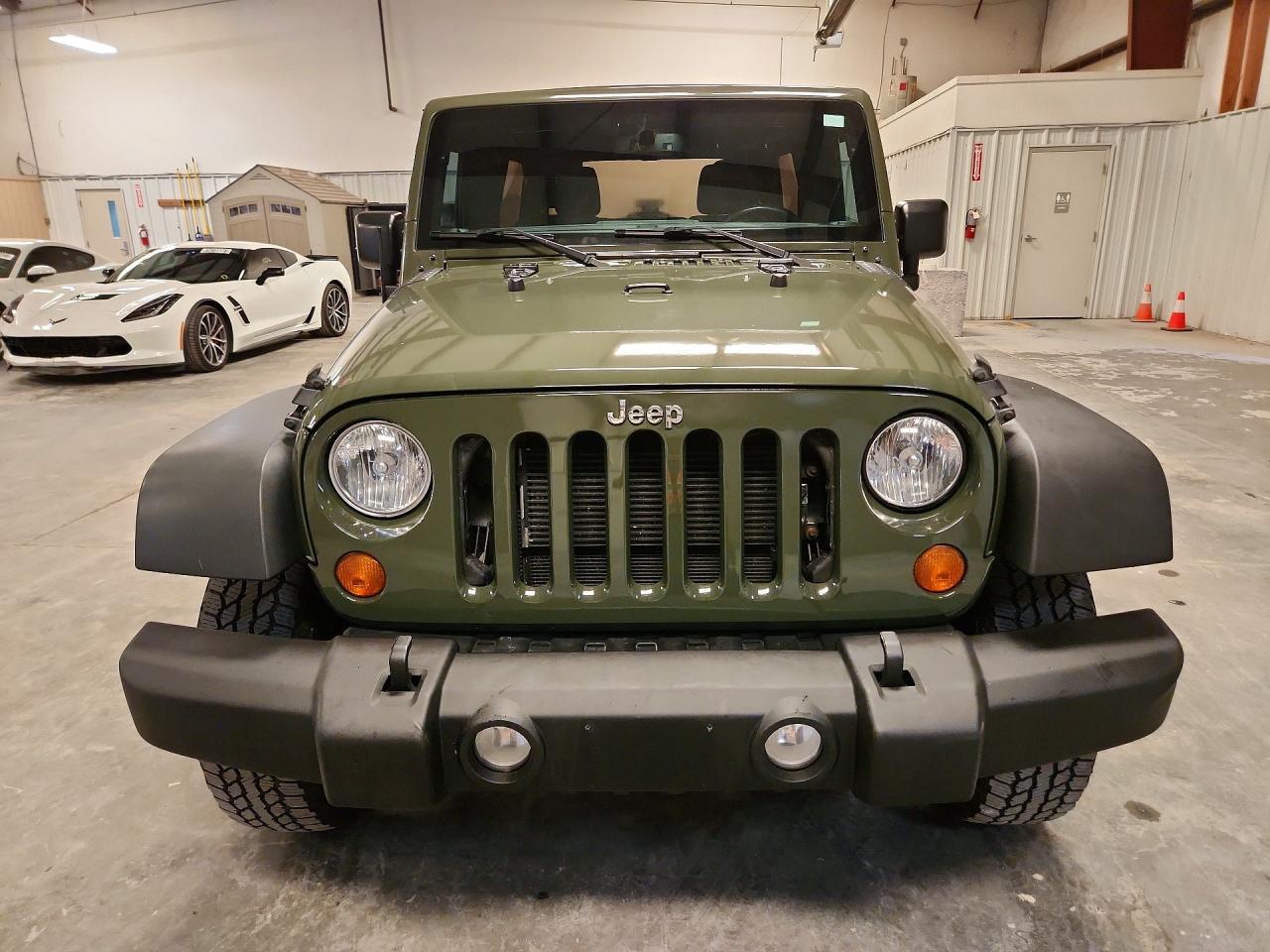 2015 Jeep Wrangler Unlimited Sport - Image 5