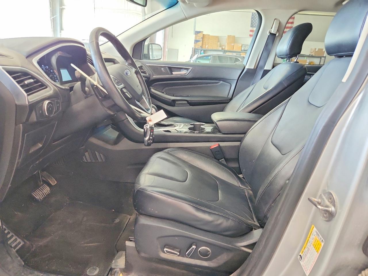 2015 Ford Edge Titanium - Image 7