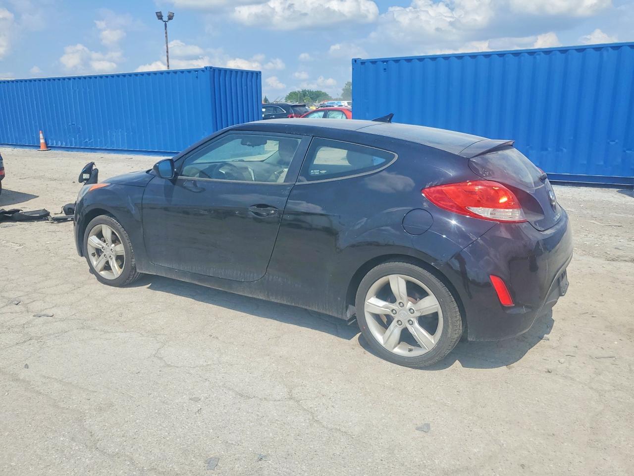2013 Hyundai Veloster Base - Фото 2