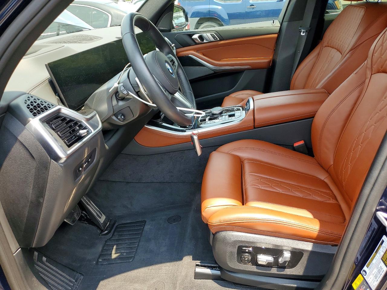 2026 BMW X5 - Фото 7