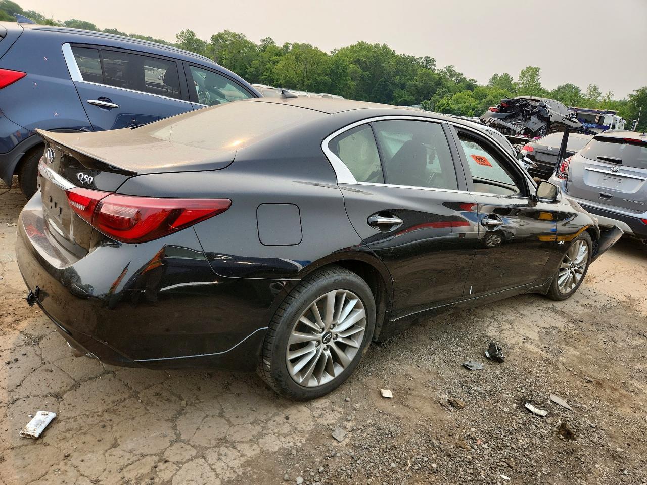 2019 Infiniti Q50 3.0T Luxe - Фото 3