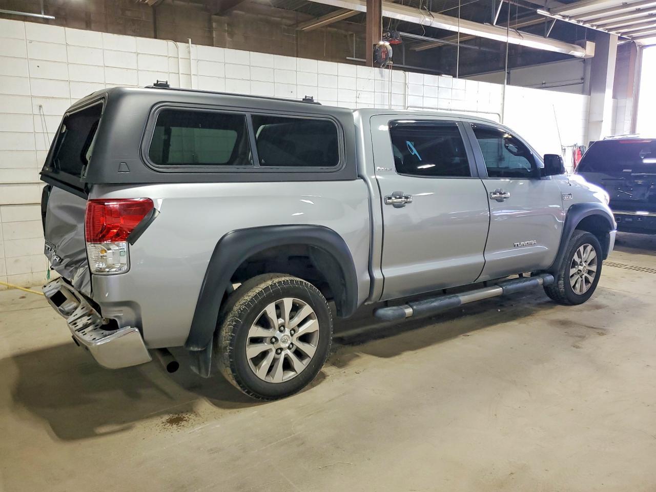 2011 Toyota Tundra Crewmax Limited - Image 3