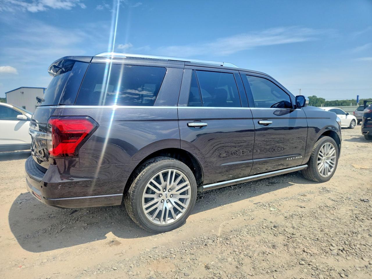 2022 Ford Expedition Platinum - Фото 3