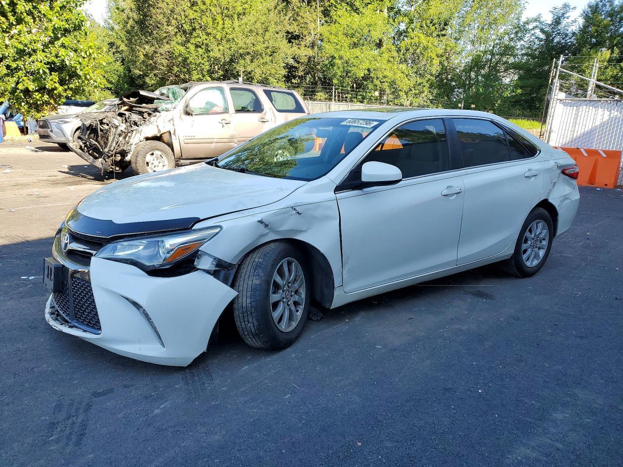 2016 Toyota Camry Xse