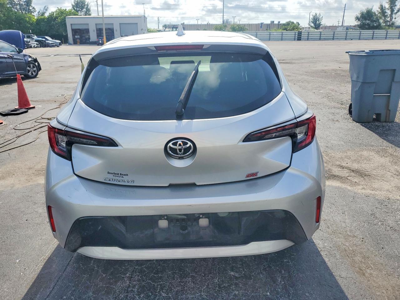 2023 Toyota Corolla Hatchback Se - Фото 6