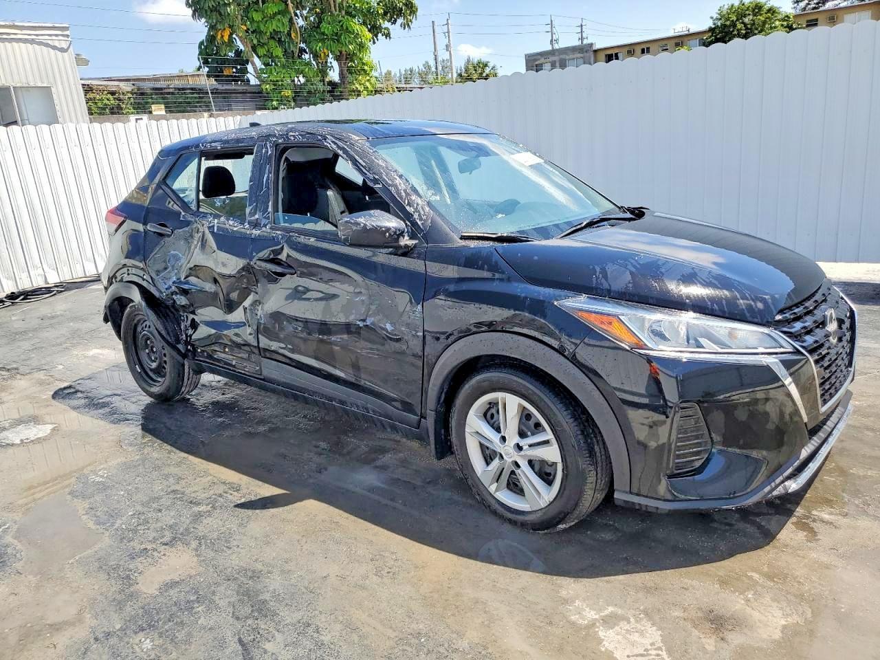 2023 Nissan Kicks S - Фото 4